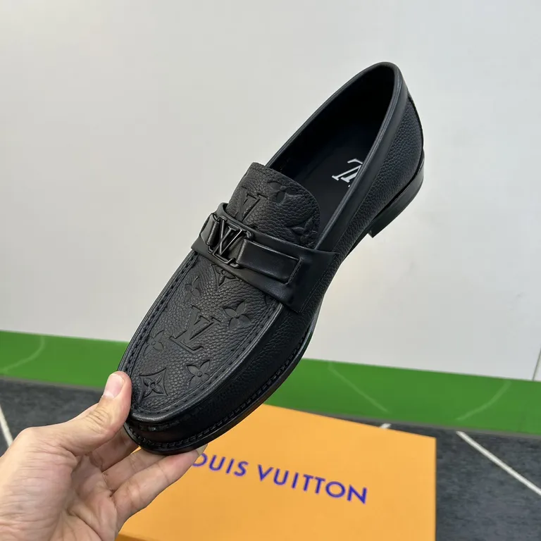 Louis Vuitton Shoe 